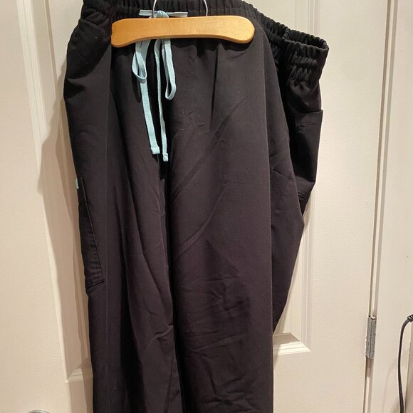 Petite length, Garde Malade, Jogger Scrub pants, black - Picture 1 of 2